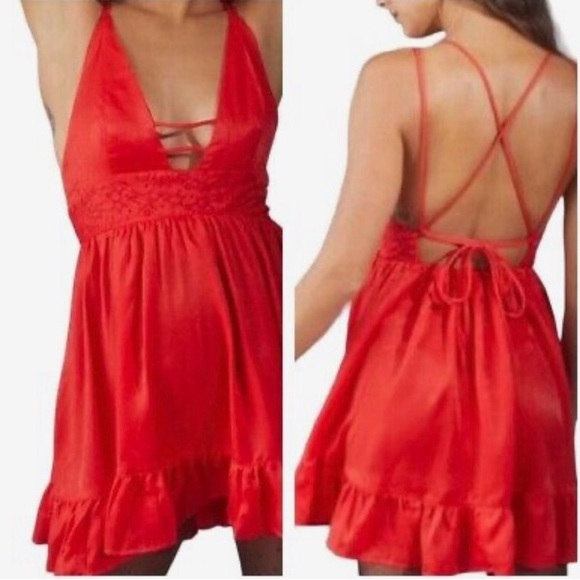 Urban Outfitters red dress - Picture 3 of 5